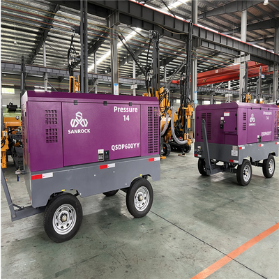 Compressore d'aria a vite rotative velocità 2200 giri al minuto Compressore d'aria a vite portatile macchina di compressione d'aria per miniere