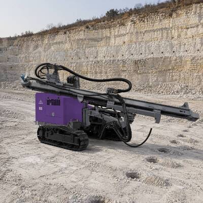 Attrezzatura per perforazione di pozzi multi-angolo Facile da usare Macchina per perforazione con martello DTH Impianto di perforazione minerario